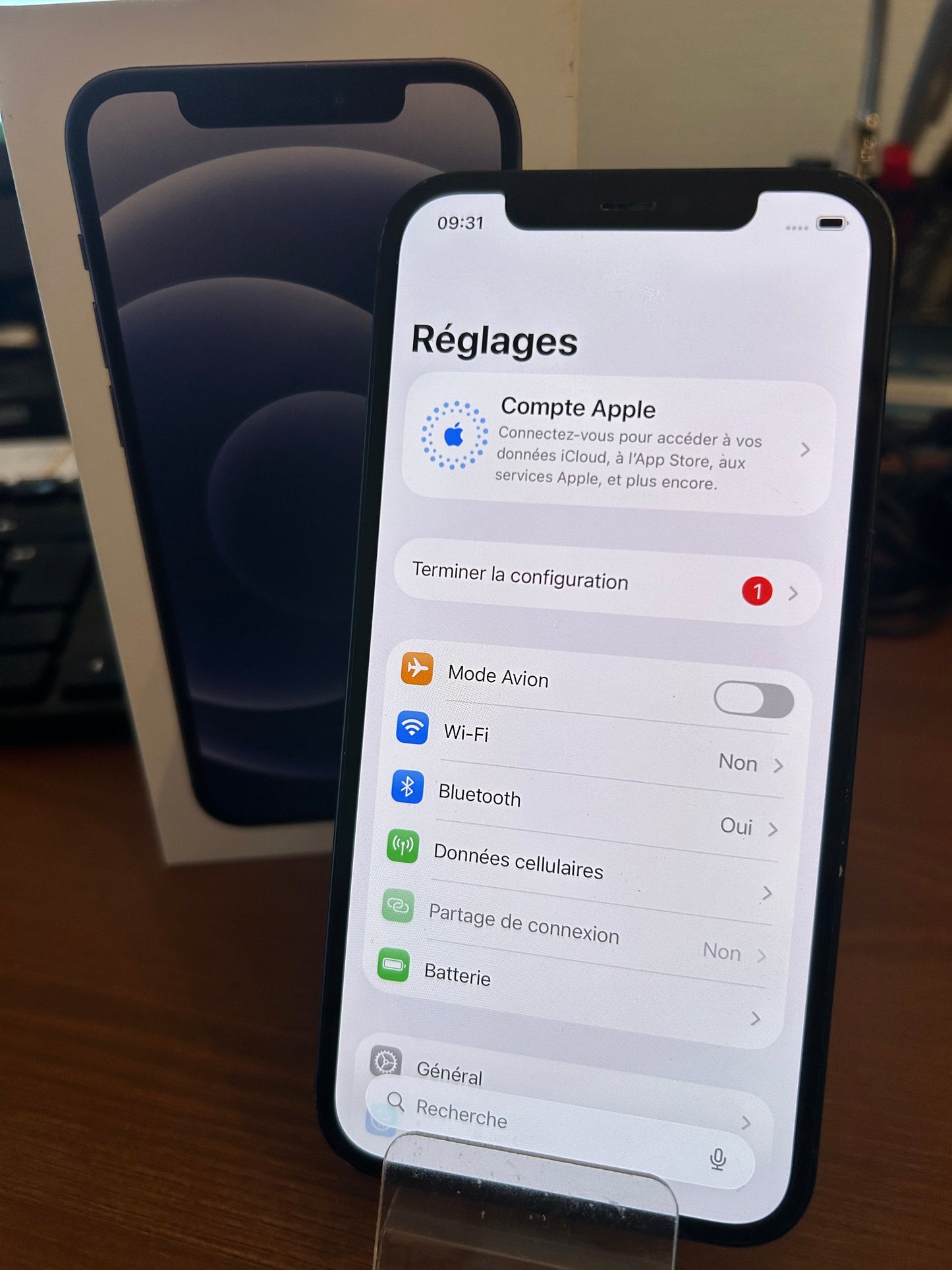 iPhone 12 Noir 128 Go – Très Bon État, Batterie Neuve, Débloqué Tout Opérateur