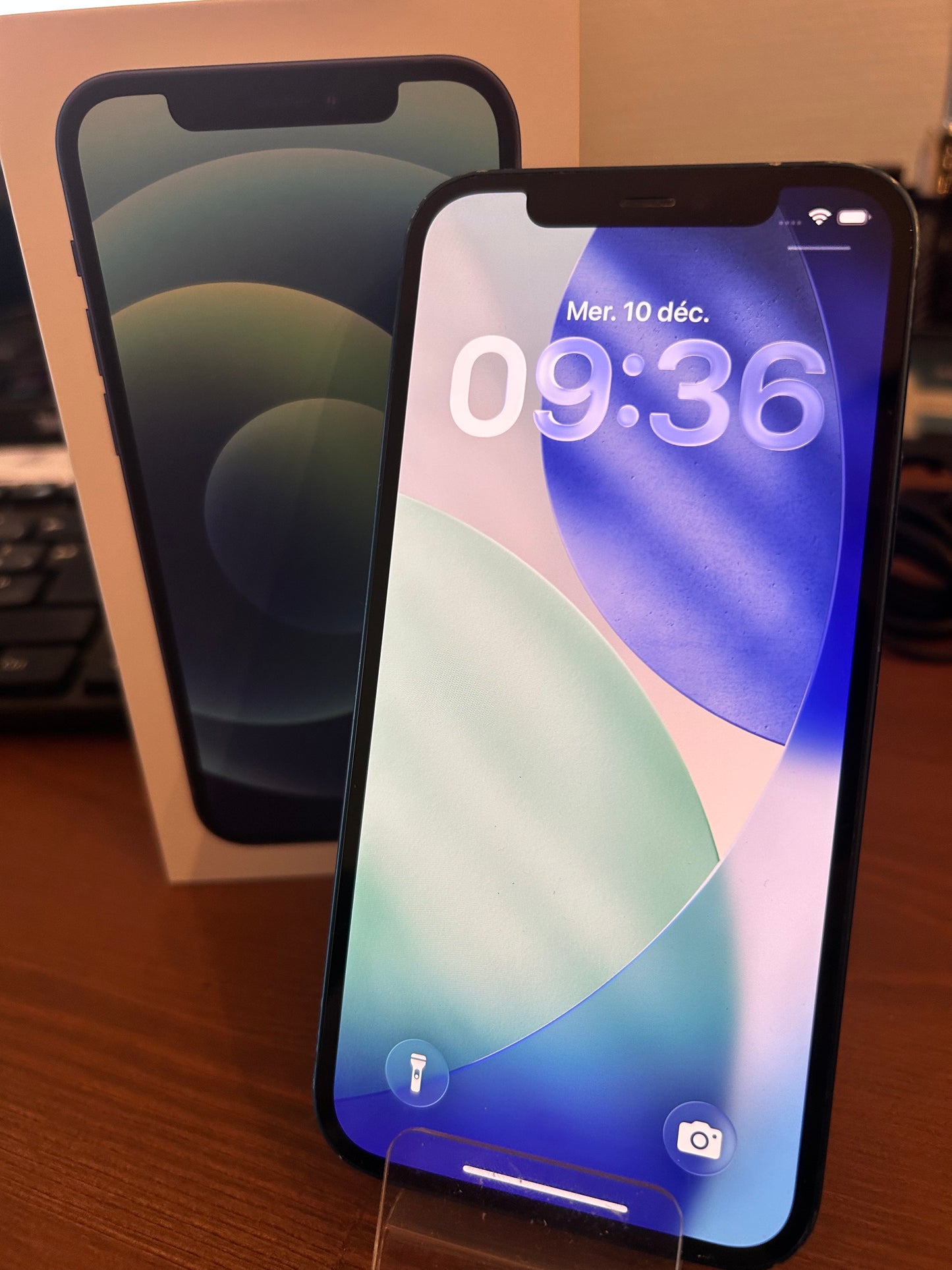 iPhone 12 Bleu 128 Go –  Bon État, Batterie Neuve, Débloqué Tout Opérateur