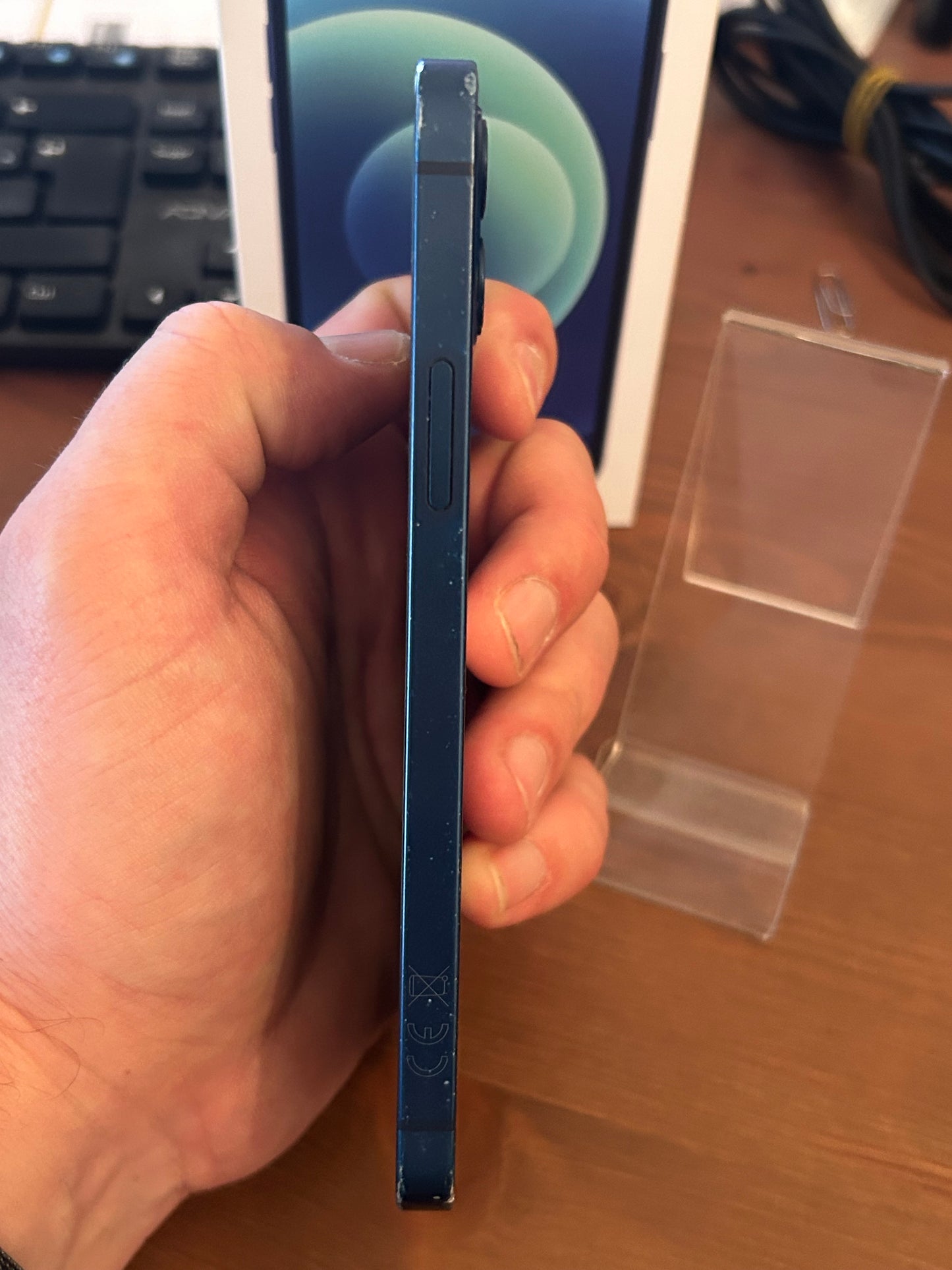 iPhone 12 Bleu 128 Go –  Bon État, Batterie Neuve, Débloqué Tout Opérateur