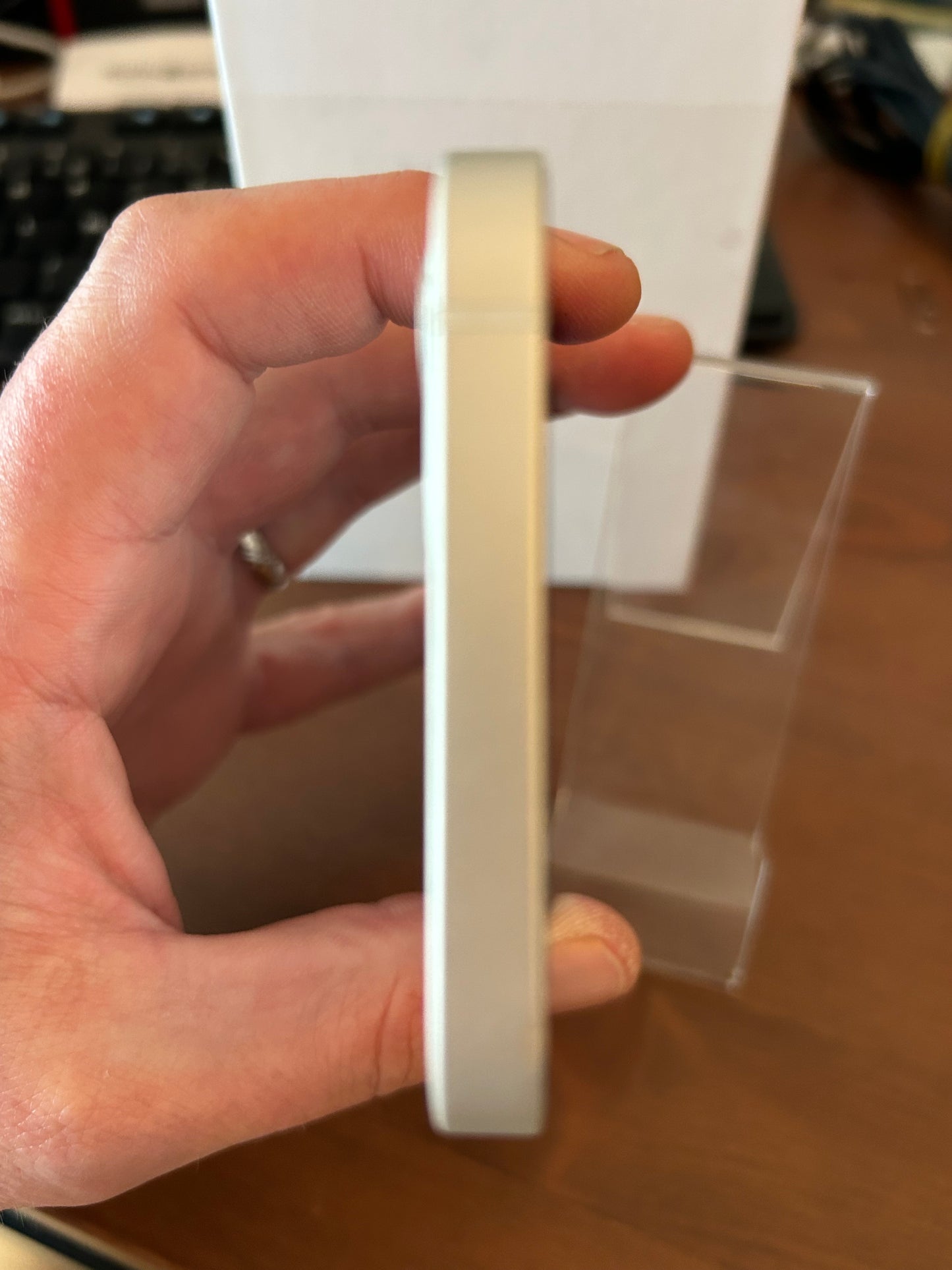 iPhone 12 Blanc 128 Go – État Comme Neuf, Batterie 100%, Débloqué