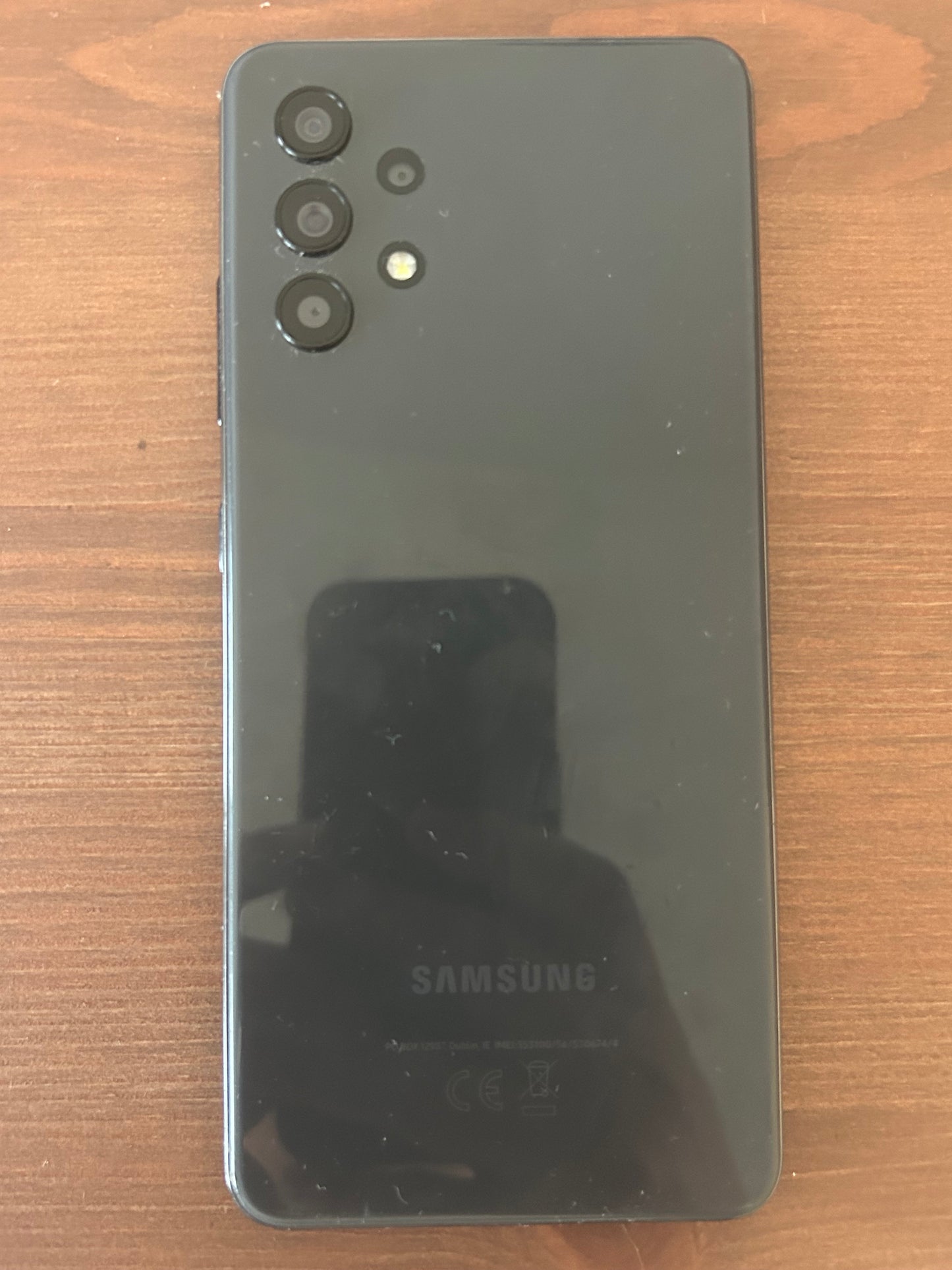 Samsung Galaxy A32 Noir 128 Go – Très Bon État, Batterie Neuve, Débloqué Tout Opérateur