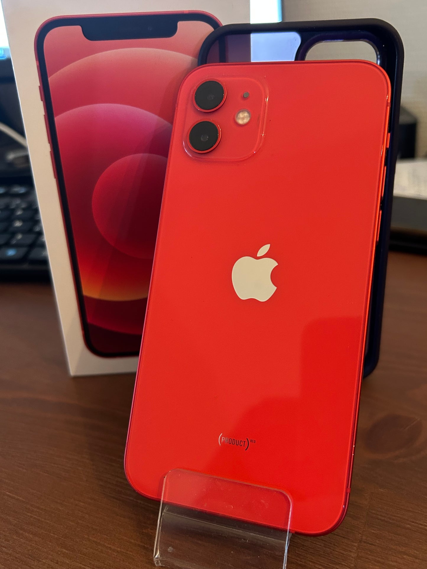 iPhone 12 Rouge 128 Go – Écran d’origine, État Comme Neuf, Batterie 100 %, Débloqué