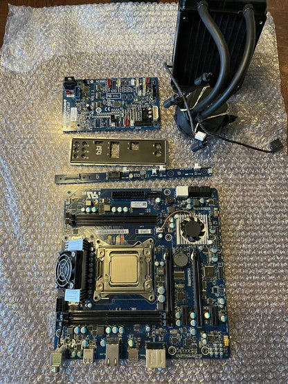 🖥️ Carte mère Alienware D01M004 avec Intel Core i7-4820K + Watercooling